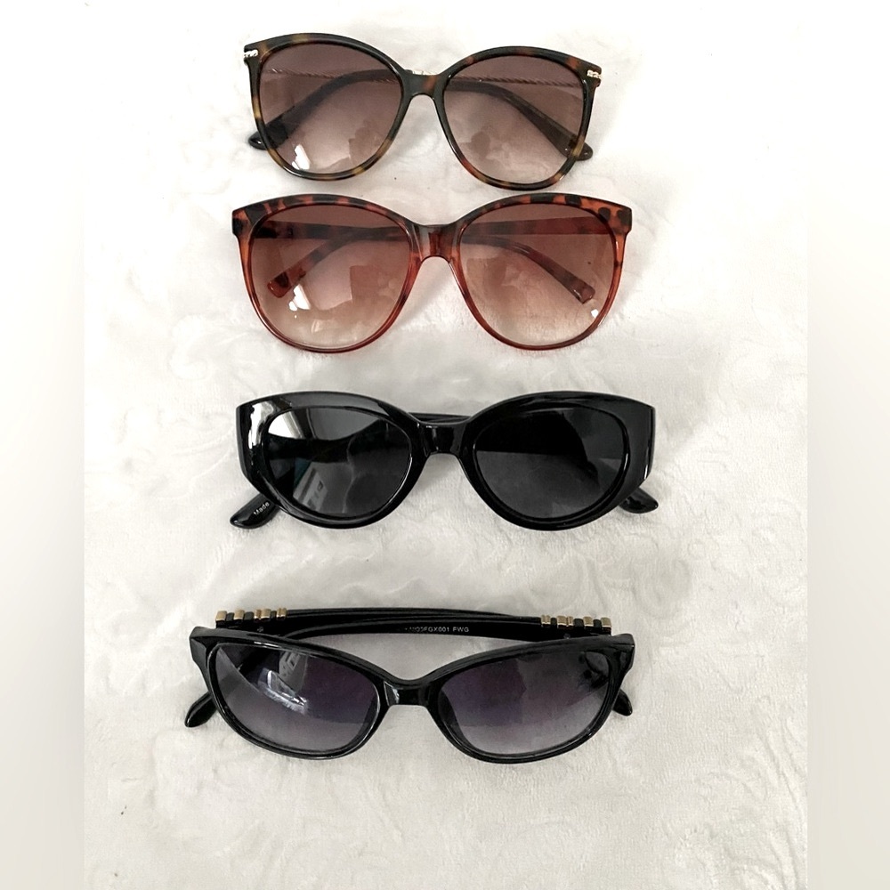 Winner's Choice 1 of 4 Pairs EUC+ Ladies Sunglasses